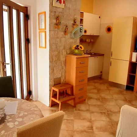 Apartments Demori Galizana Exterior photo