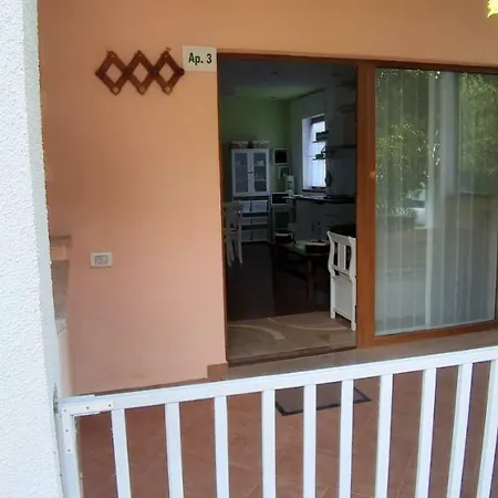 Apartments Demori Galizana Exterior photo