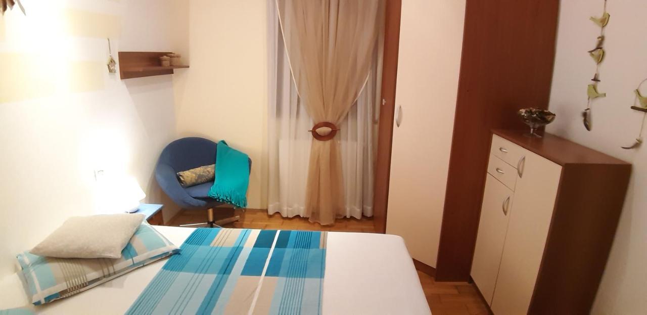 Demori Apartment *